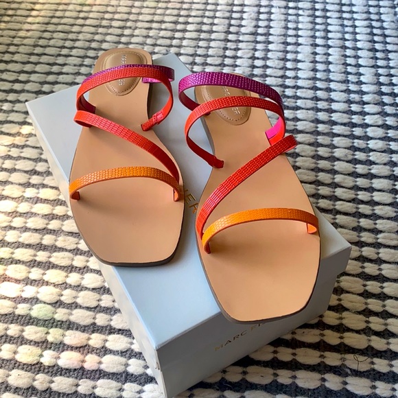 MARC FISHER BONINA STYLE SANDAL SZ10 NEW IN BOX - Picture 2 of 4